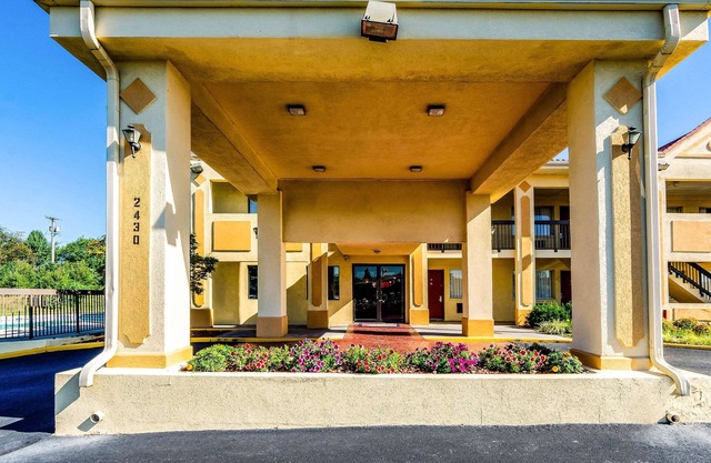 Econo Lodge Christiansburg-Blacksburg I-81