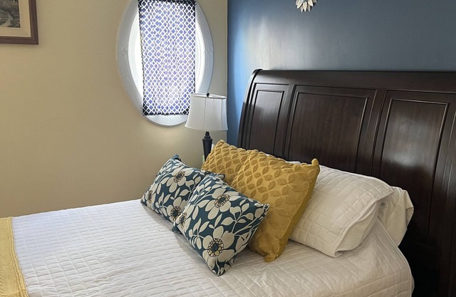 Eddies Place LLC
