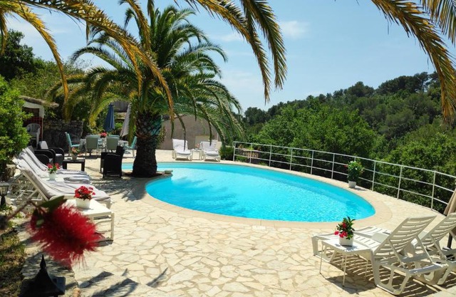 Eden Roc Villa near Cannes, Swimmingpool Sauna & Quiet