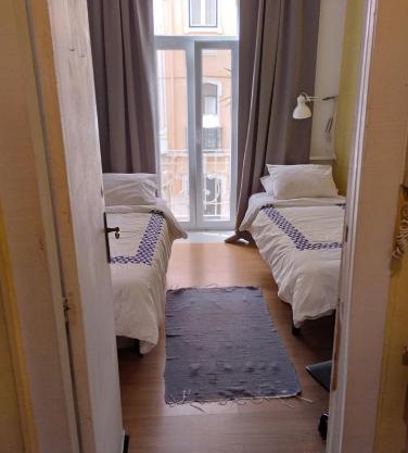 Edith Cavell10 Lisbon Guest House