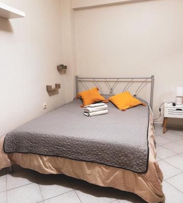 Efrosini downtown apartment