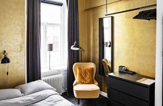 Eight Rooms