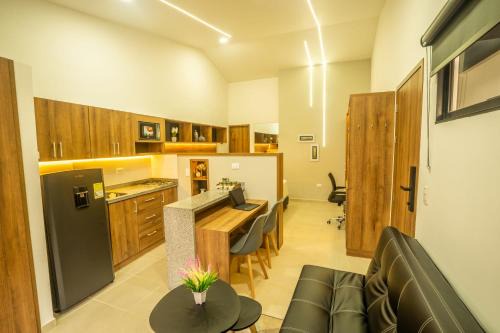 Ejecutivo Loft, Con Terraza Privada, en Cali La Sucursal Del Cielo a pocos Pasos de Imbanaco