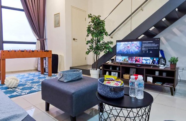 EkoCheras Loft 5 pax, #SoccerTable #AboveMall #Cozy #FreeCarPark