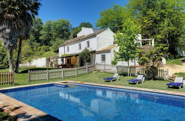El Molino del Pilón - Five Bedroom Villa, Sleeps 10