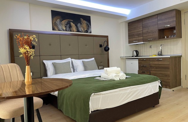 ELEGANCE SUİTES