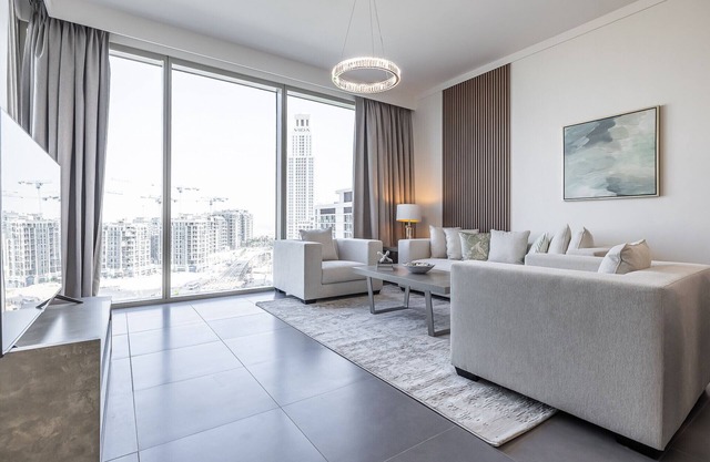 Elegant 3-Bedroom Apartment with Maid’s Room in Creek Gate – Dubai Creek Harbour