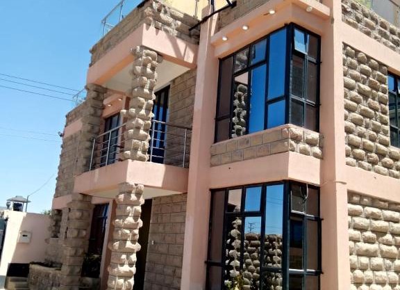 Elegant 4-br Villa near JKIA NBO in Athi River, Mombasa Road, Nairobi