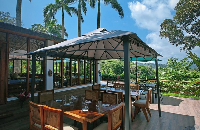 Elegant and beautifully crafted Chalet with fine wood. Best view from balcony.