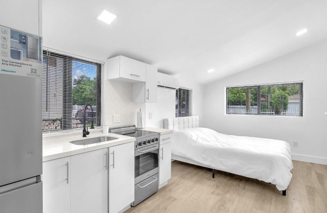 Elegant & Brand New Studio in Prime Location