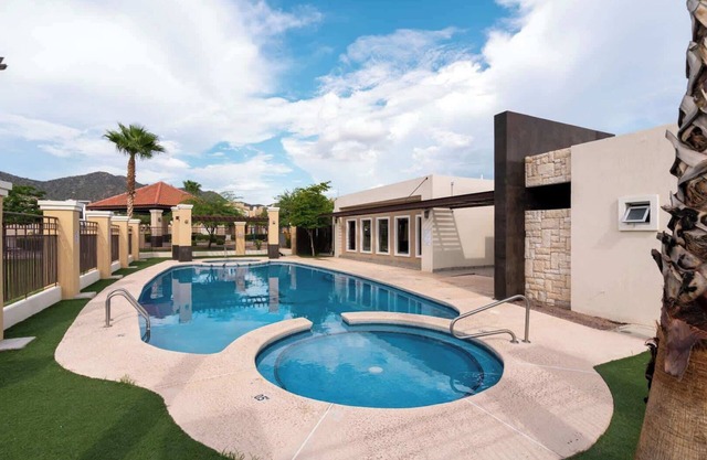 Elegant House Altaria, Hermosillo, 3 Bedrooms with Pool
