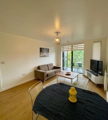 Elegant London 1-Bedroom Flat