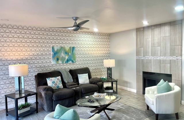 Elegant Modern/Contemporary Condo