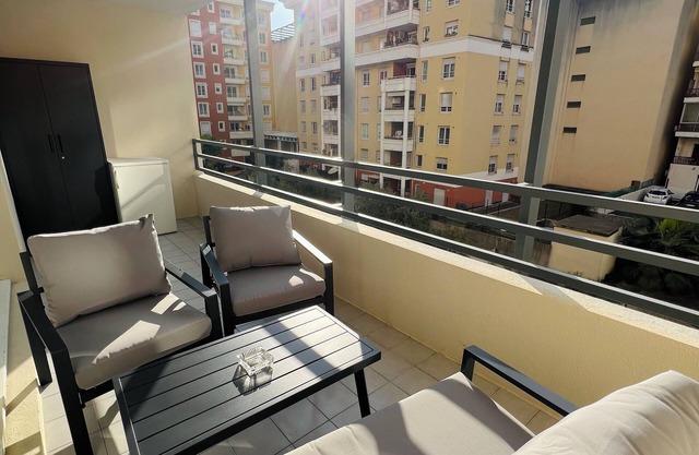Elegant studio with balcony near the beach