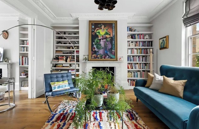 Elegant & Stylish Islington Retreat. Lush Gardens. Steps from City Vibrance.