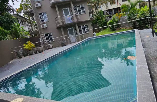 Emerald Apt 4