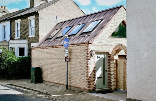 Emery Street Lodge