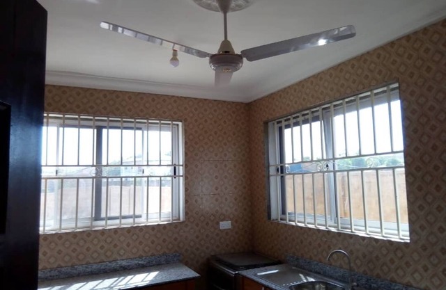 Emmanuel Royal apartments
