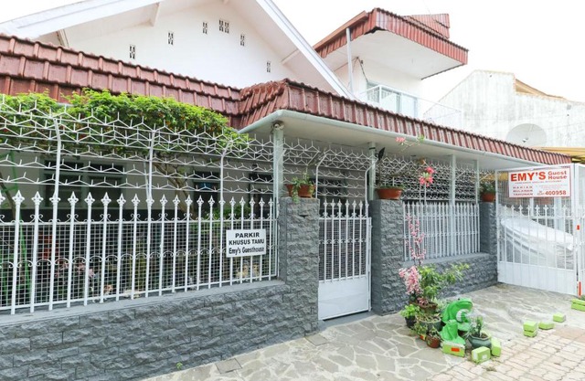 Emy's Guesthouse