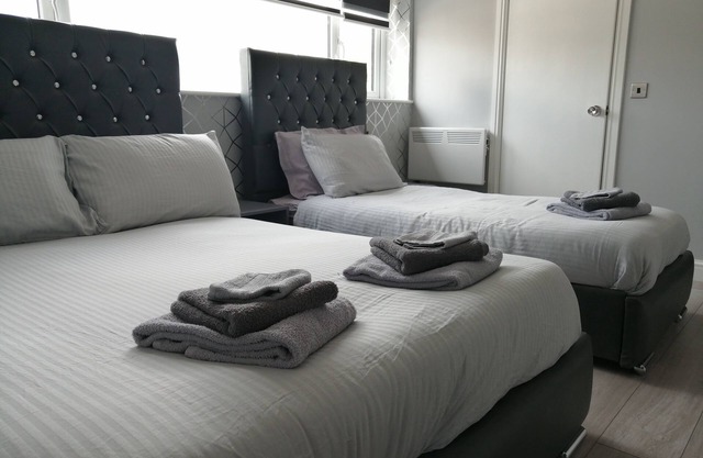 Encore Rooms