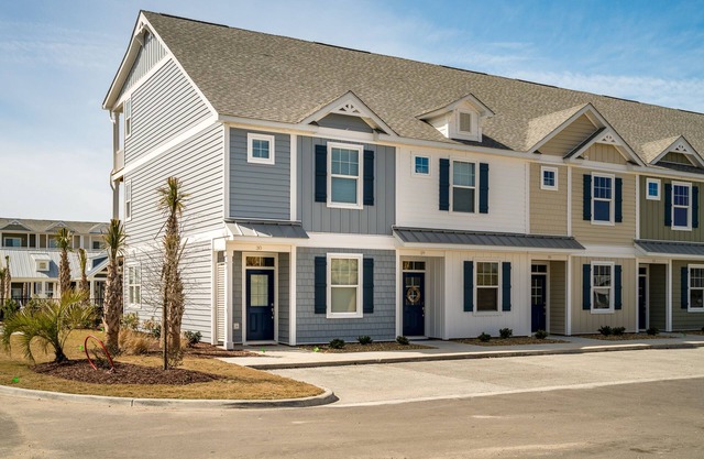 End Unit Townhome Located in Atlantic Beach, North Carolina