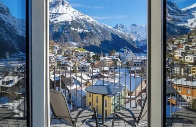Engelberg Two Bedroom Apartment With Mountain View 2