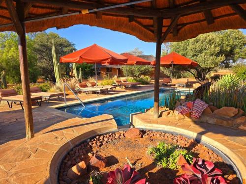 Eningu Kalahari Lodge