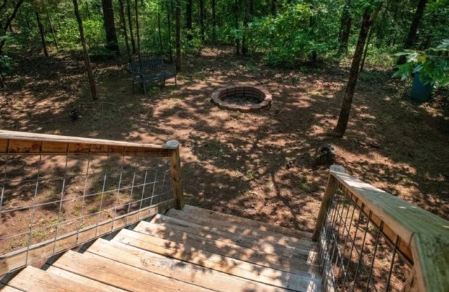 Enjoy a Peaceful and Relaxing Stay Here at the Leanin Tree!