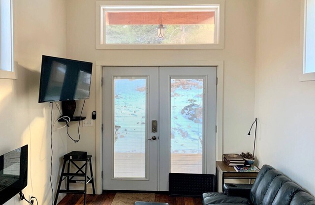 Enjoy a Rocky Mountain Getaway in a Fully-Furnished Cabin