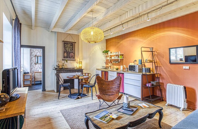 Enjoy a wonderful vacation in this comfortable vacation apartment.