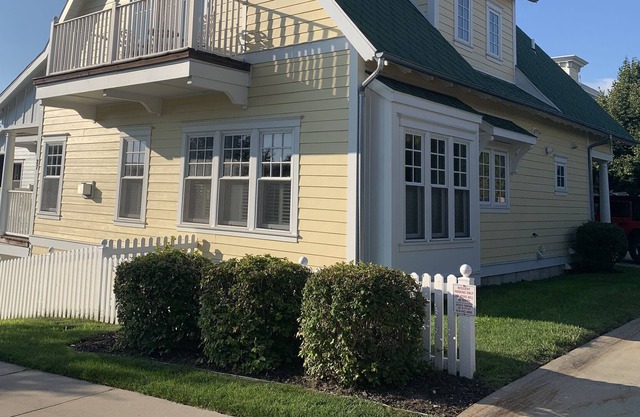 Enjoy The Lake Effect at Grand Haven Cottages