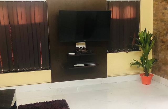 Entire Apartment- Centrally located in Tollygunge