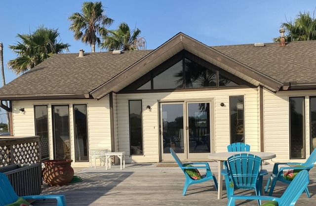 Entire floor of water front home