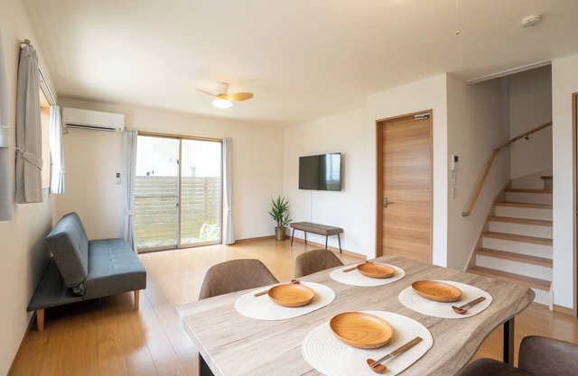 Entire house available for rent maximum 8 people/Shimajiri-gun Okinawa