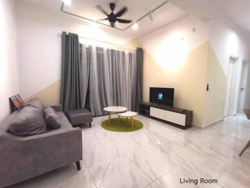 Equine 4 bedrooms/WiFi