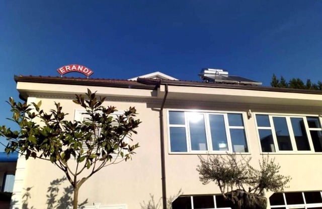 Erandi Hotel Tirana