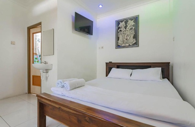 Erika Homestay Mitra RedDoorz