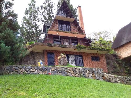 Espectacular Chalet GUAYAMURE