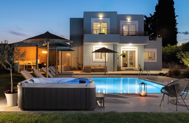 Ethria Pool Villa with heated jacuzzi
