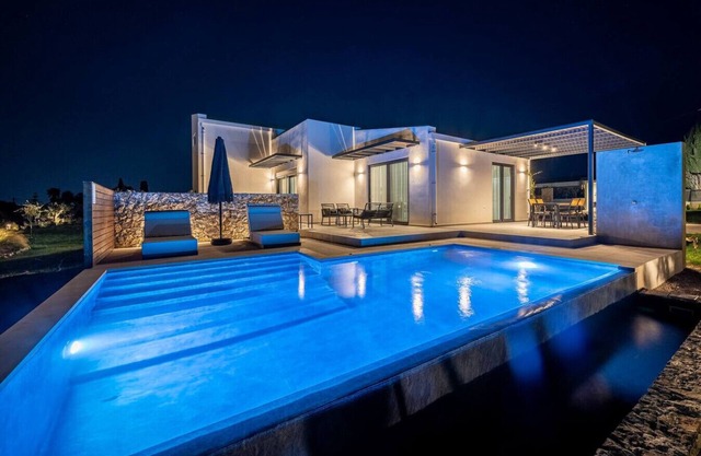 Eucalyptus · Campo Premium Private Pool Villa Eucalyptus