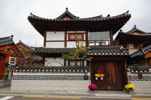 Eunpyeong Hanok Pyeonganchae