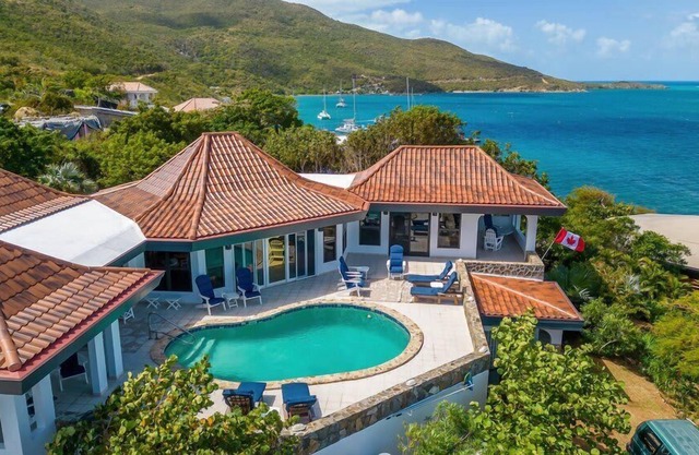 Euphoria in Leverick Bay by Personal Villas - Beautiful Blend of Island at its F