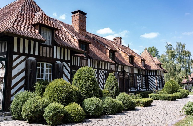 Exceptional 16th century manor house