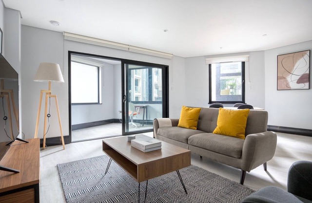 Exceptional Aldgate/Whitechapel 2BR w/Garden, nr Station, by Blueground