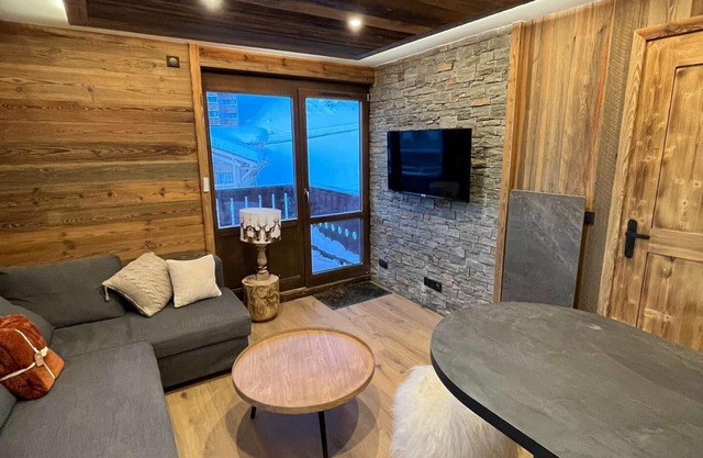Exceptional apartment. 4 people renovated mountain/modern very cozy and beautiful