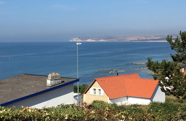 Exceptional sea view with sauna and Jacuzzi. Accommodates max. 9 adults