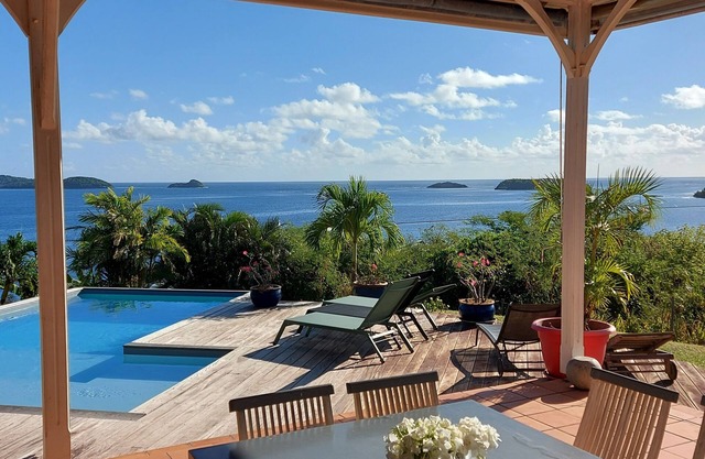 Exceptional standing sea view villa at Robert.