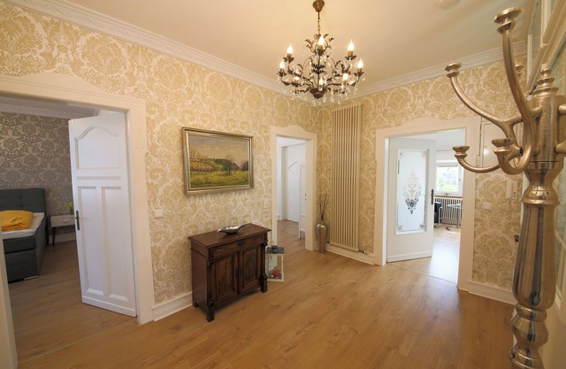 Exclusive city studio with 3 bedrooms in art nouveau villa & Hercules view for 8 guests