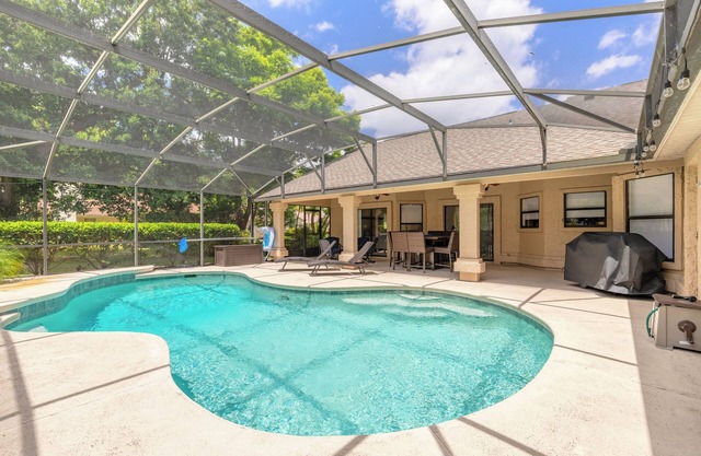 Exclusive Spruce Creek 4BR Home w/Pool & 24/7 Security