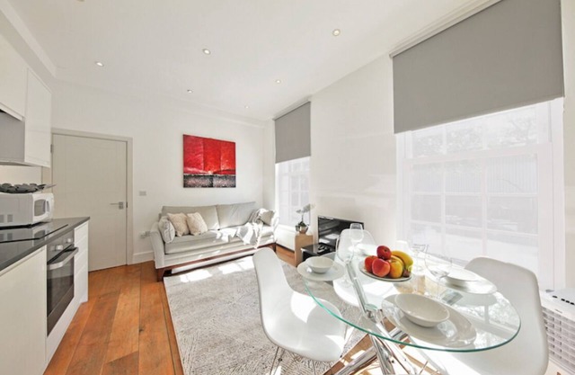 Executive 1 Bedroom Apartment in Central London FREE WIFI (1st Floor)